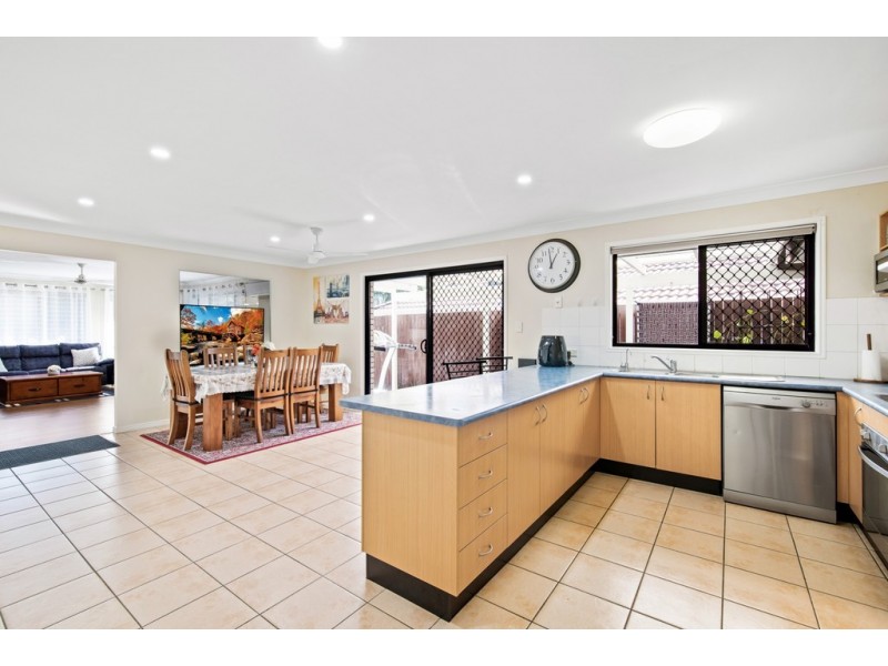 37 Davenport Parade, North Lakes QLD 4509