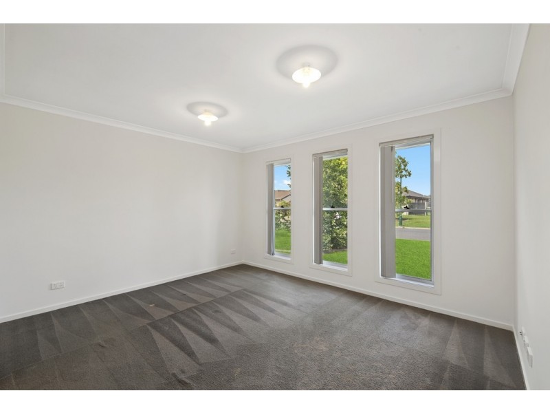 6 Tara Grove, Bellmere QLD 4510