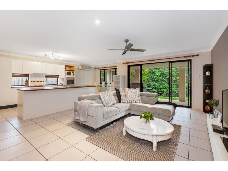 48 Chilton Crescent, North Lakes QLD 4509