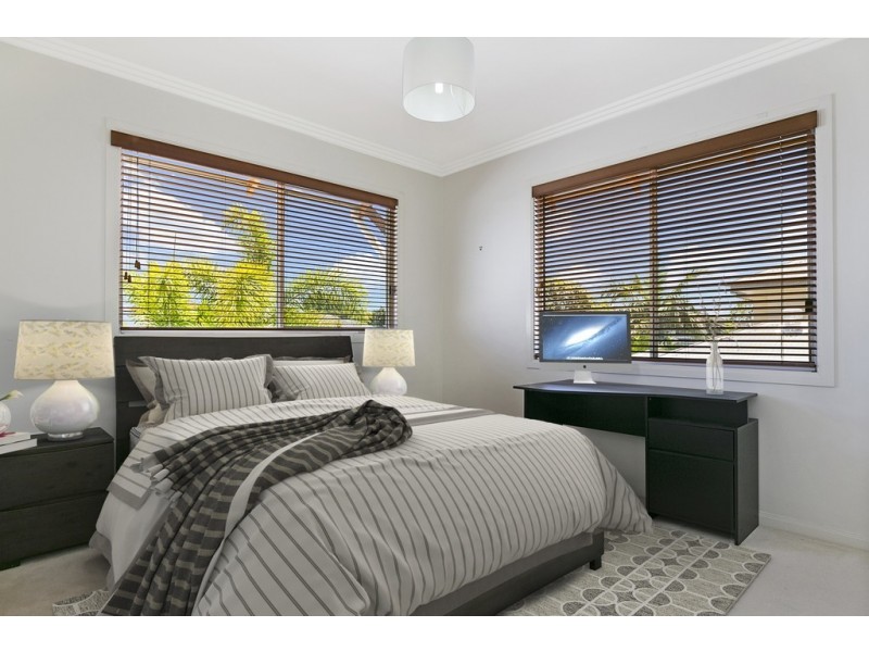 24 Sandpiper Avenue, North Lakes QLD 4509