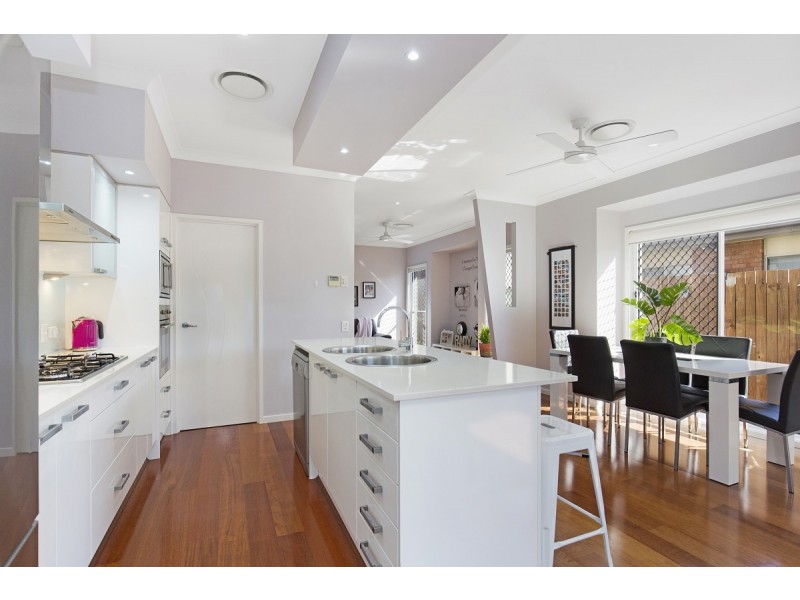 10 Koala Close, North Lakes QLD 4509