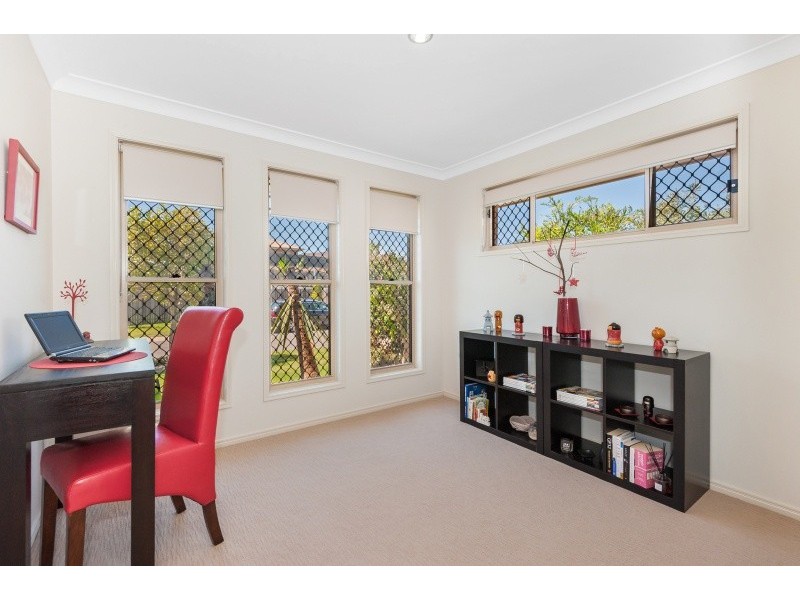 98 Nutmeg Drive, Griffin QLD 4503