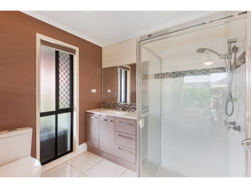 4 Moorrinya Circuit, North Lakes QLD 4509