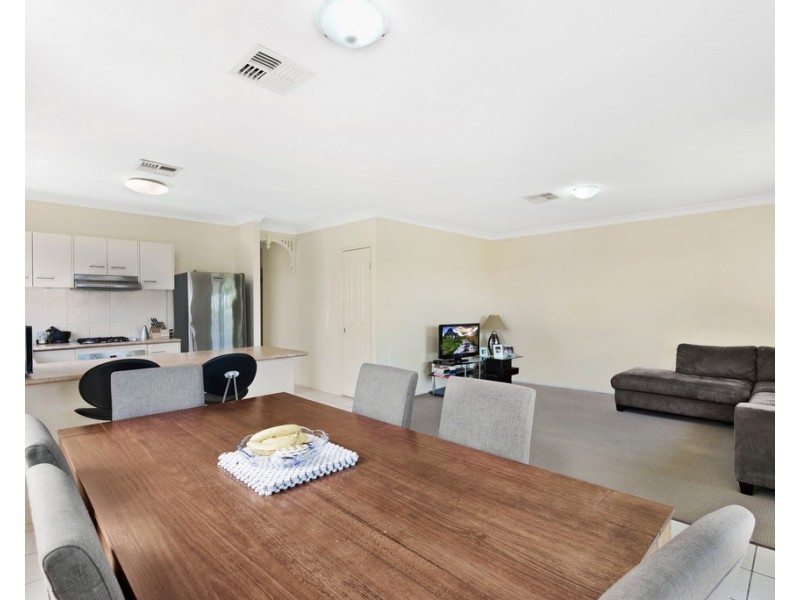 10 Knox Street, North Lakes QLD 4509