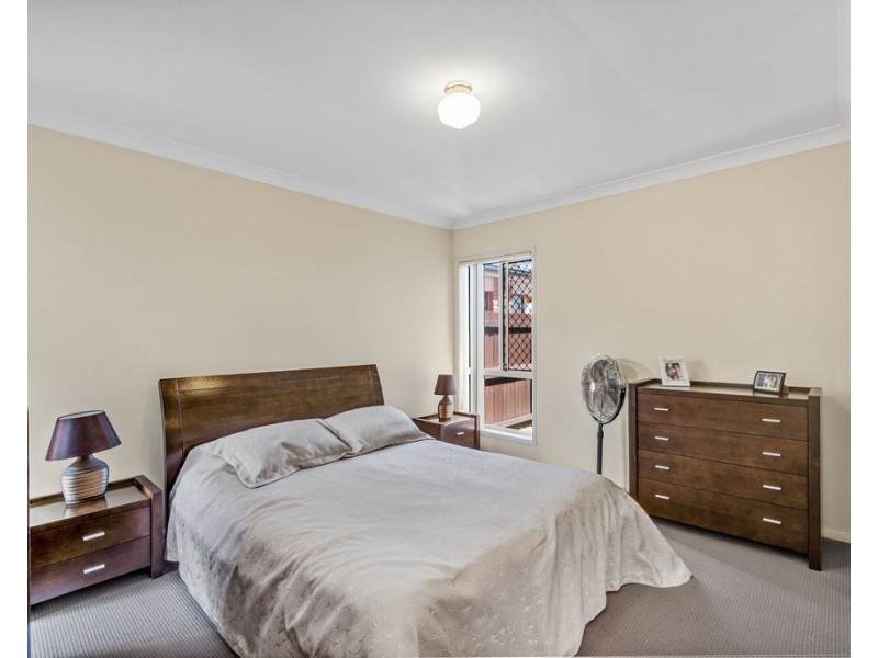 10 Knox Street, North Lakes QLD 4509