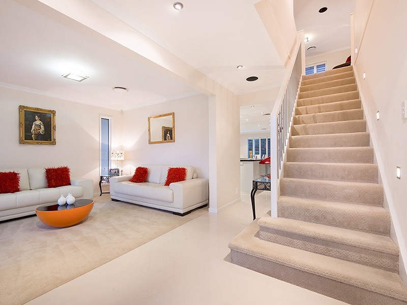 6 Jasper Place, Mango Hill QLD 4509