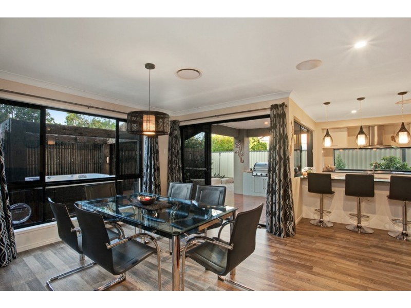 6 Els Court, North Lakes QLD 4509