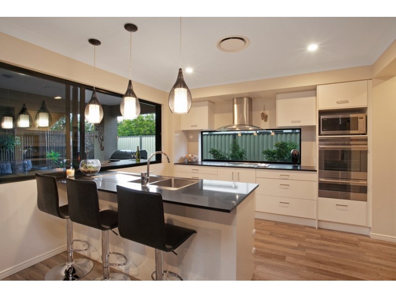 6 Els Court, North Lakes QLD 4509