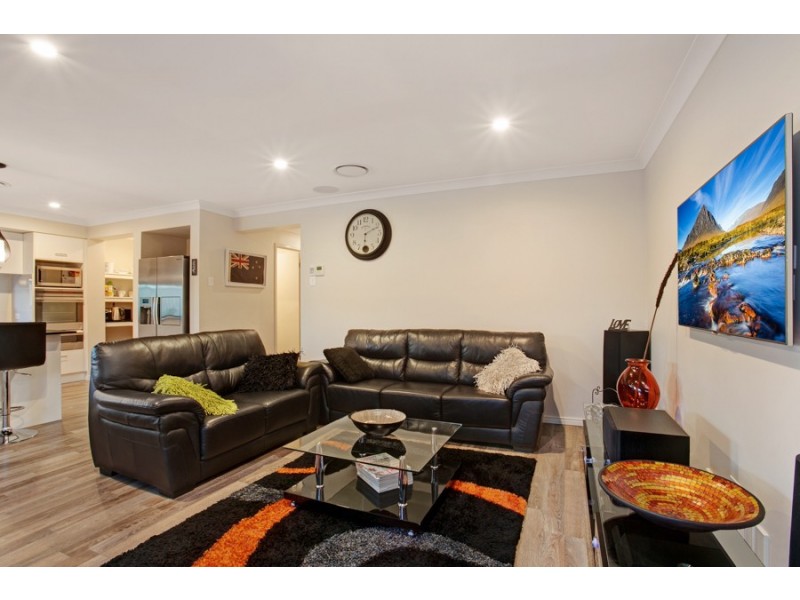 6 Els Court, North Lakes QLD 4509