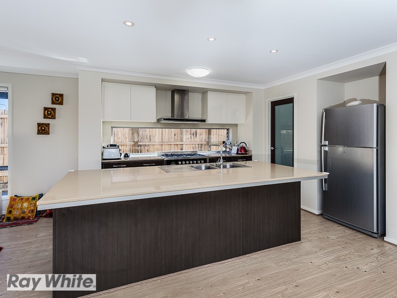 79 Mapleton Drive, North Lakes QLD 4509
