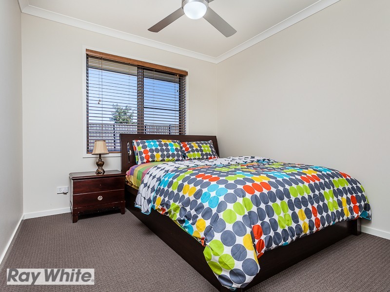 79 Mapleton Drive, North Lakes QLD 4509
