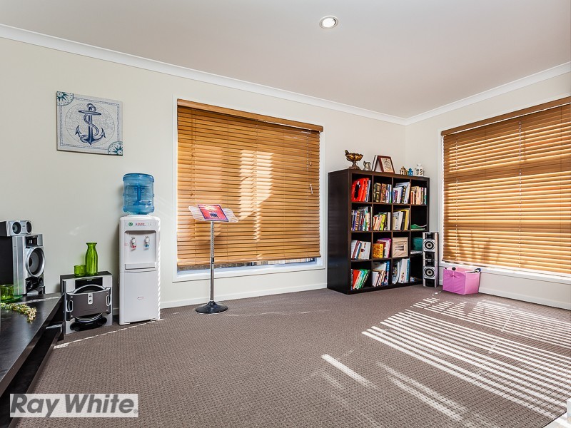 79 Mapleton Drive, North Lakes QLD 4509