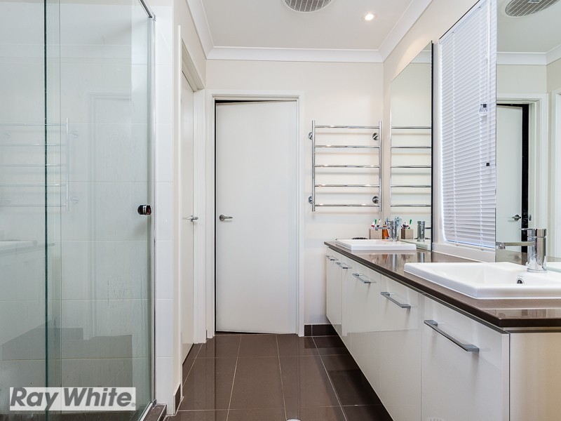 79 Mapleton Drive, North Lakes QLD 4509