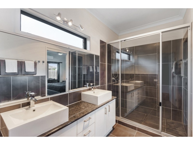 36 Trump Circuit, North Lakes QLD 4509