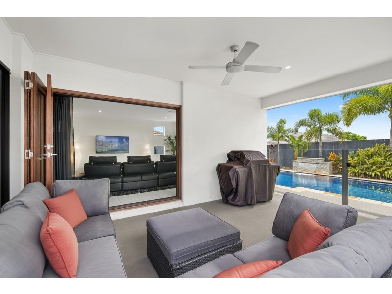 112 Mackintosh Drive, North Lakes QLD 4509
