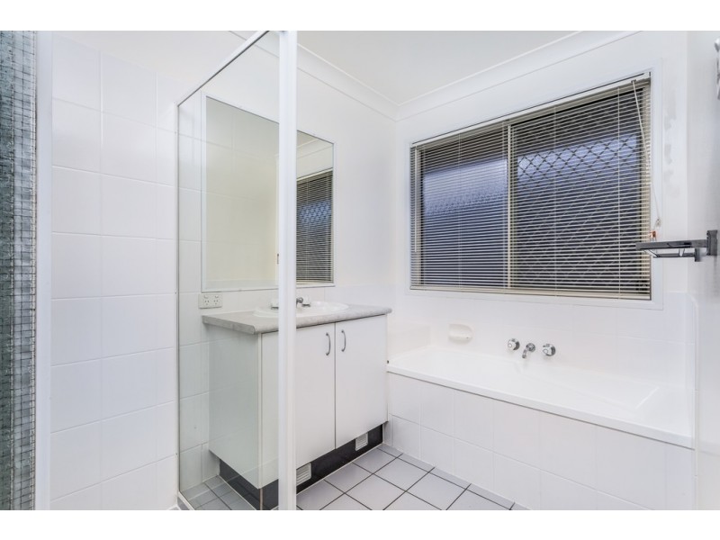 1 Limosa Court, Mango Hill QLD 4509