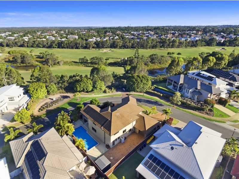 12 Nicklaus Parade, North Lakes QLD 4509