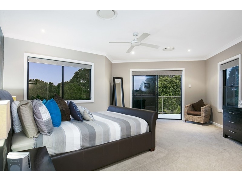 12 Nicklaus Parade, North Lakes QLD 4509