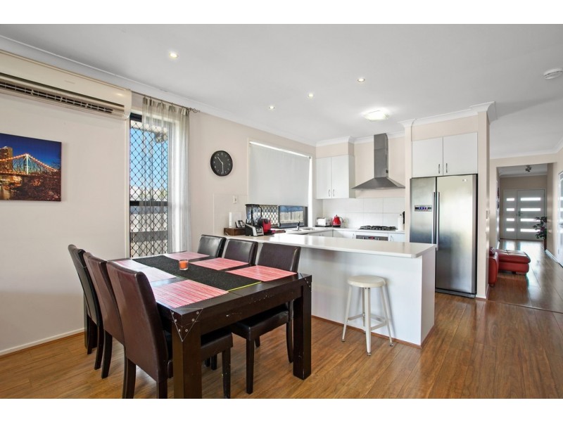 30 Kingdom Circuit, North Lakes QLD 4509