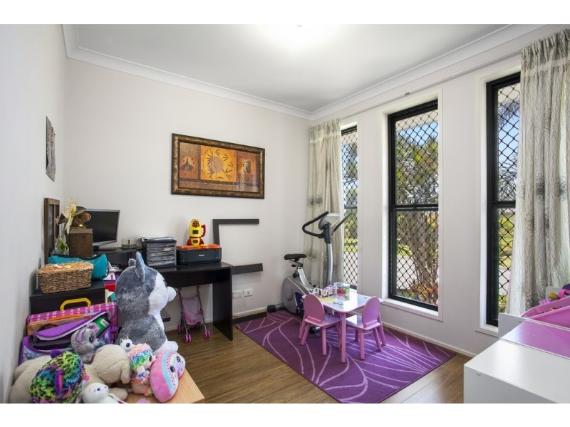 30 Kingdom Circuit, North Lakes QLD 4509