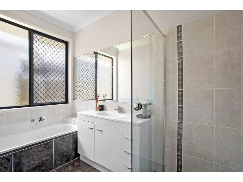 30 Kingdom Circuit, North Lakes QLD 4509