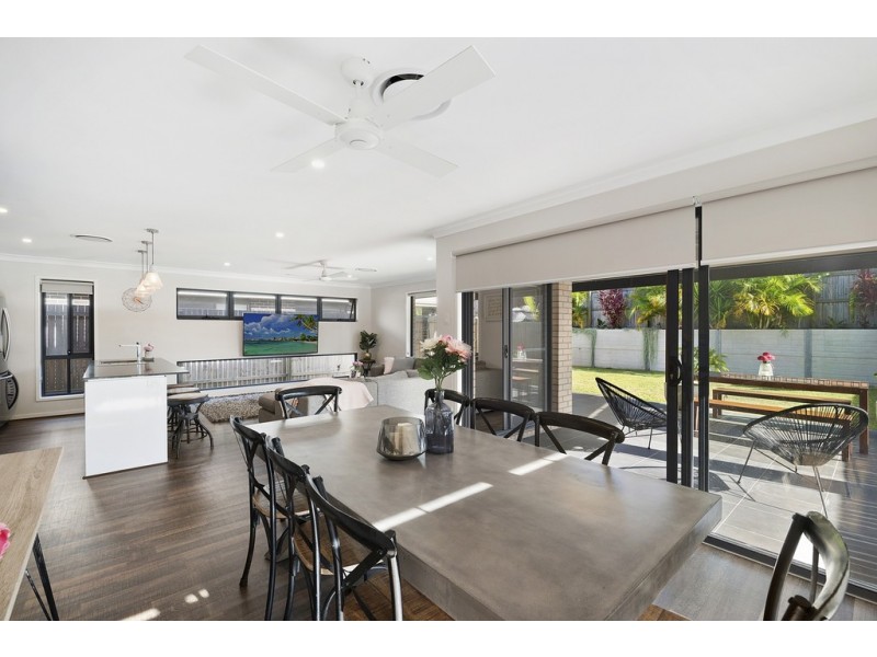 30 Campbell Drive, Mango Hill QLD 4509