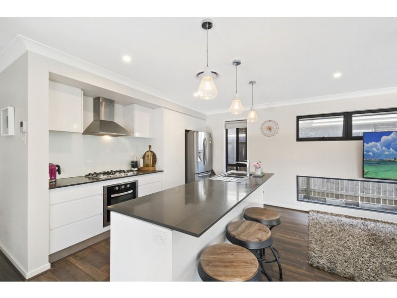 30 Campbell Drive, Mango Hill QLD 4509