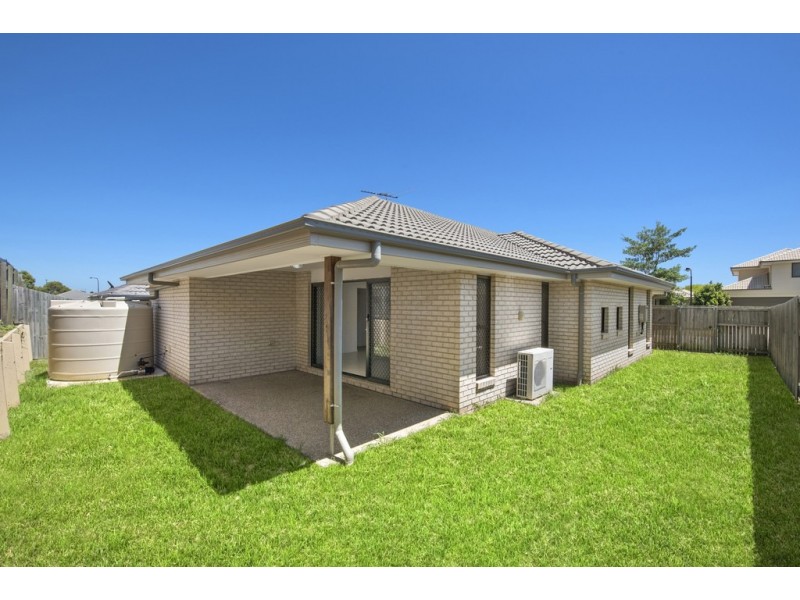 8 Palmer Street, North Lakes QLD 4509