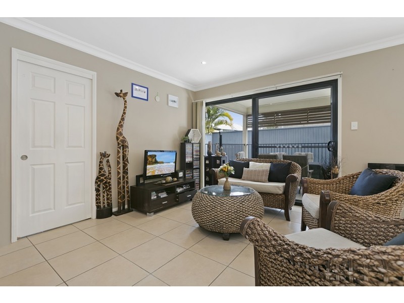 12 Lacebark Street, North Lakes QLD 4509