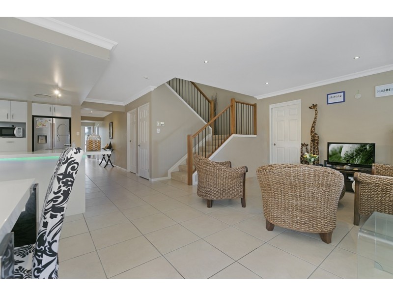 12 Lacebark Street, North Lakes QLD 4509