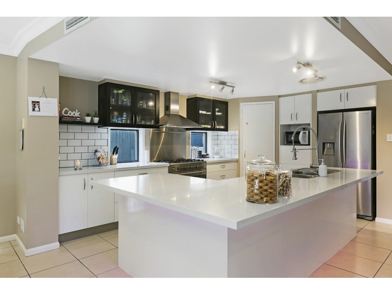 12 Lacebark Street, North Lakes QLD 4509