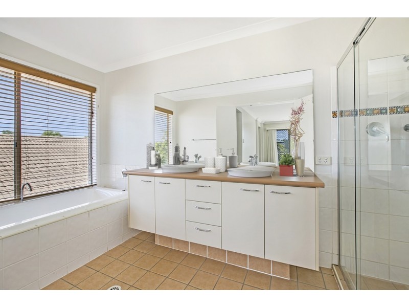 67 Cottonwood Circuit, North Lakes QLD 4509