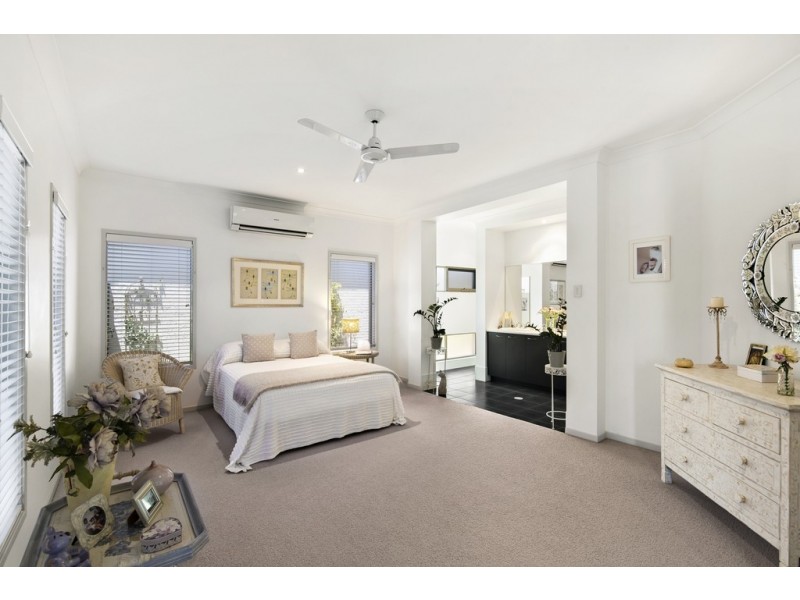 44 Kurrajong Circuit, North Lakes QLD 4509