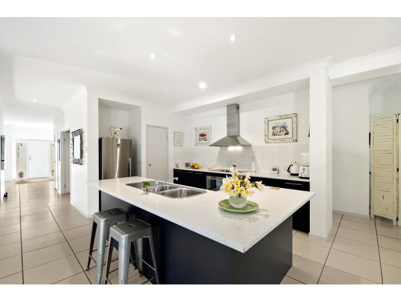 44 Kurrajong Circuit, North Lakes QLD 4509
