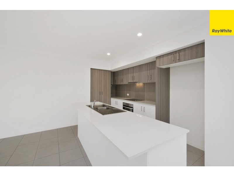 2 Cooloola Crescent, North Lakes QLD 4509