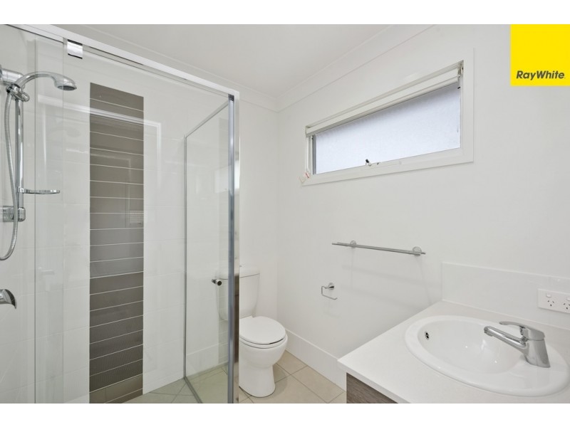 2 Cooloola Crescent, North Lakes QLD 4509