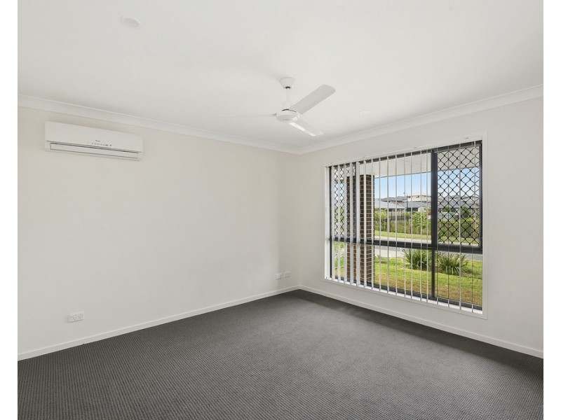 34 Greenhaven Circuit, Narangba QLD 4504