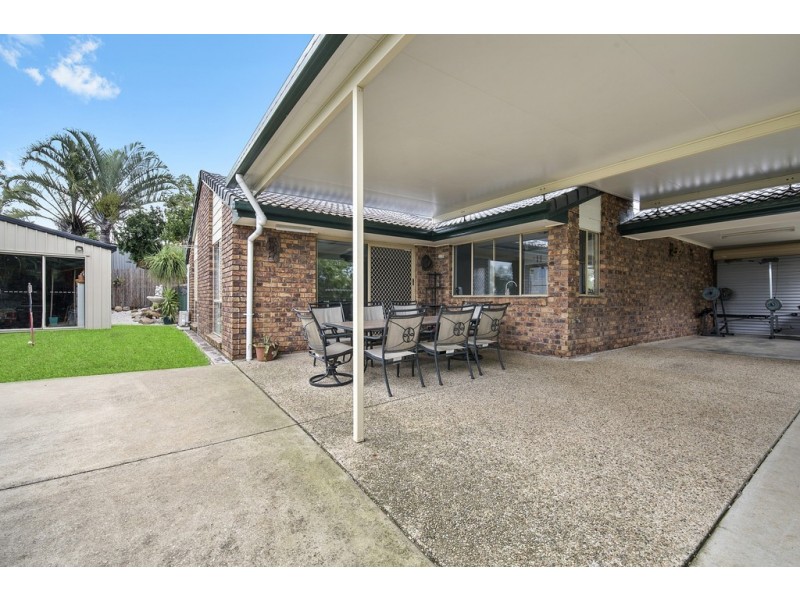 15 Julius Court, Petrie QLD 4502