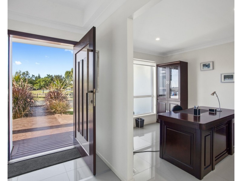 56 Topaz Drive, Mango Hill QLD 4509