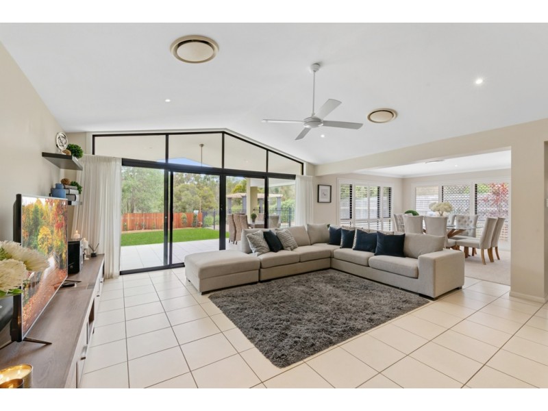 36 Sandpiper Avenue, North Lakes QLD 4509