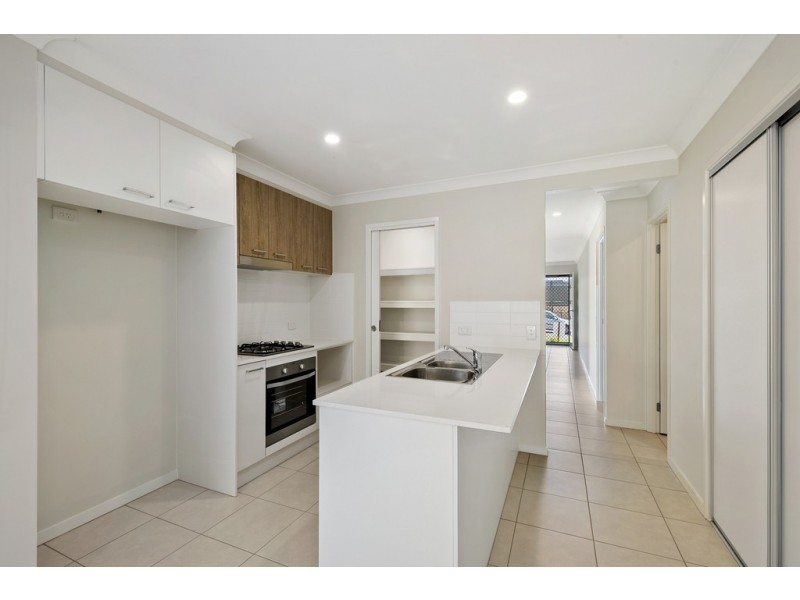 48 Gardenia Circuit, Dakabin QLD 4503