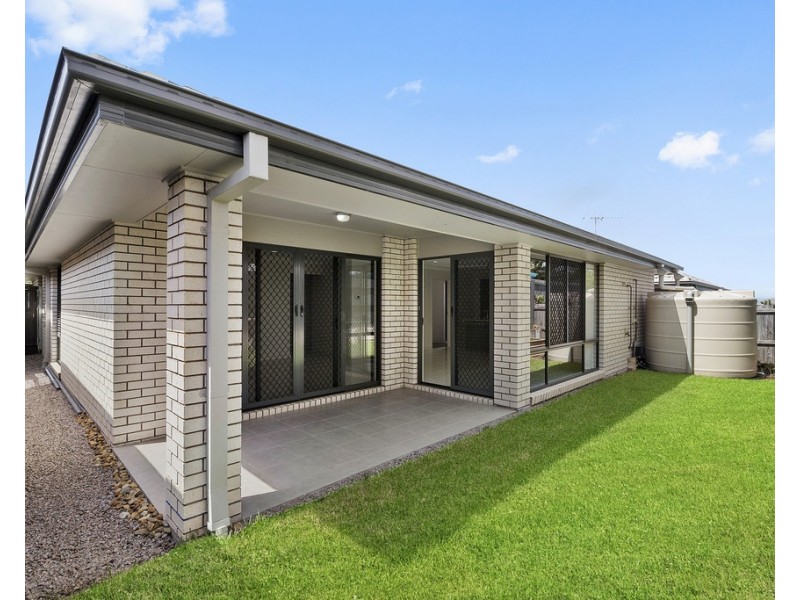 21 Severn Crescent, North Lakes QLD 4509