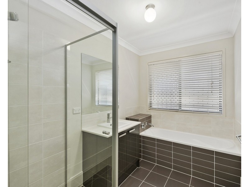 21 Severn Crescent, North Lakes QLD 4509