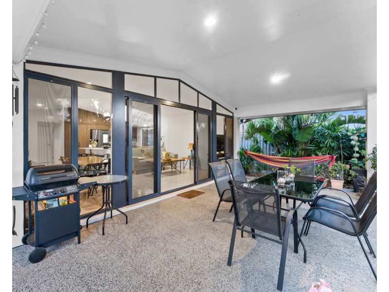 15 Lochern Court, North Lakes QLD 4509