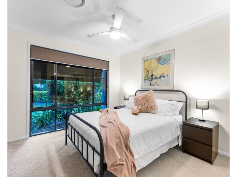 15 Lochern Court, North Lakes QLD 4509