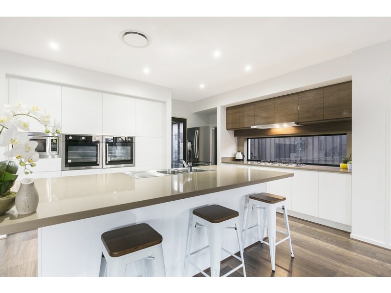 11 Paterson Street, North Lakes QLD 4509