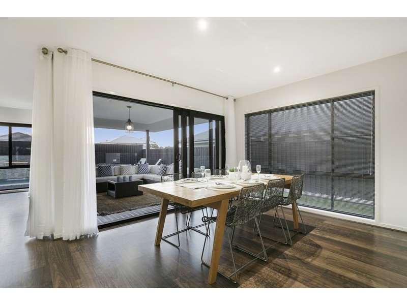 11 Paterson Street, North Lakes QLD 4509