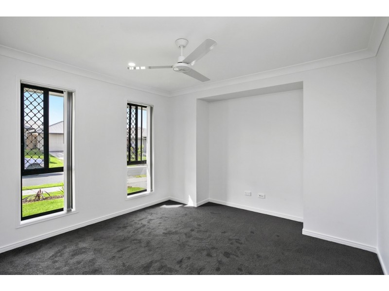 13 Celebration Crescent, Griffin QLD 4503