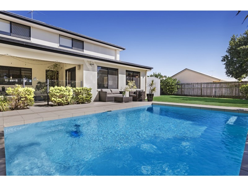 8 Parry Street, North Lakes QLD 4509