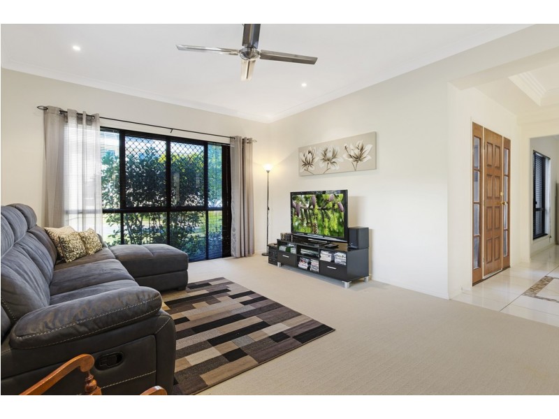 8 Parry Street, North Lakes QLD 4509